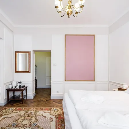 Househost Apt: Starowislna 75/3/1 아파트 *